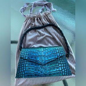 Anima Iris Macao Zaya